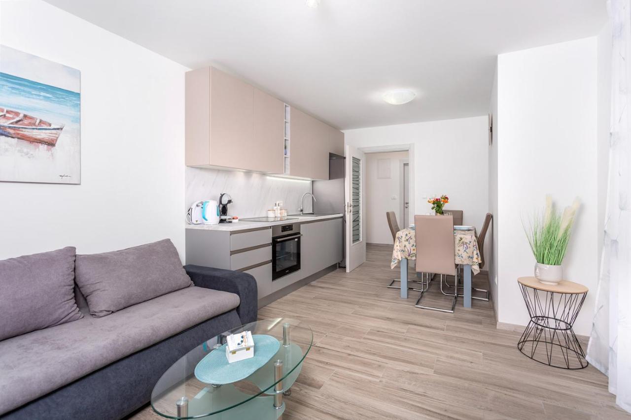 Kvarner Bay - Apartments 2 & 4 غييكا المظهر الخارجي الصورة