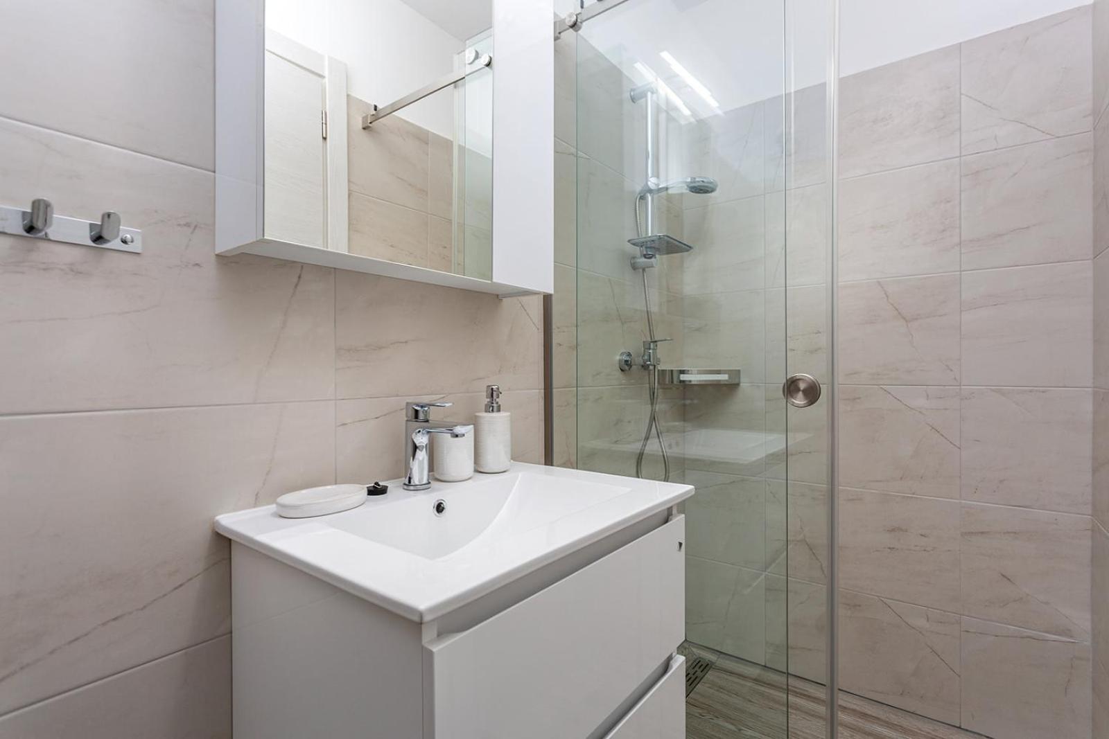 Kvarner Bay - Apartments 2 & 4 غييكا المظهر الخارجي الصورة